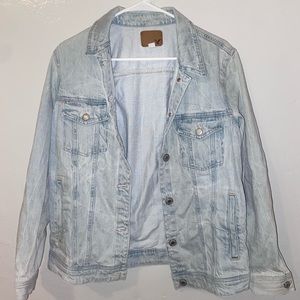 American eagle size M